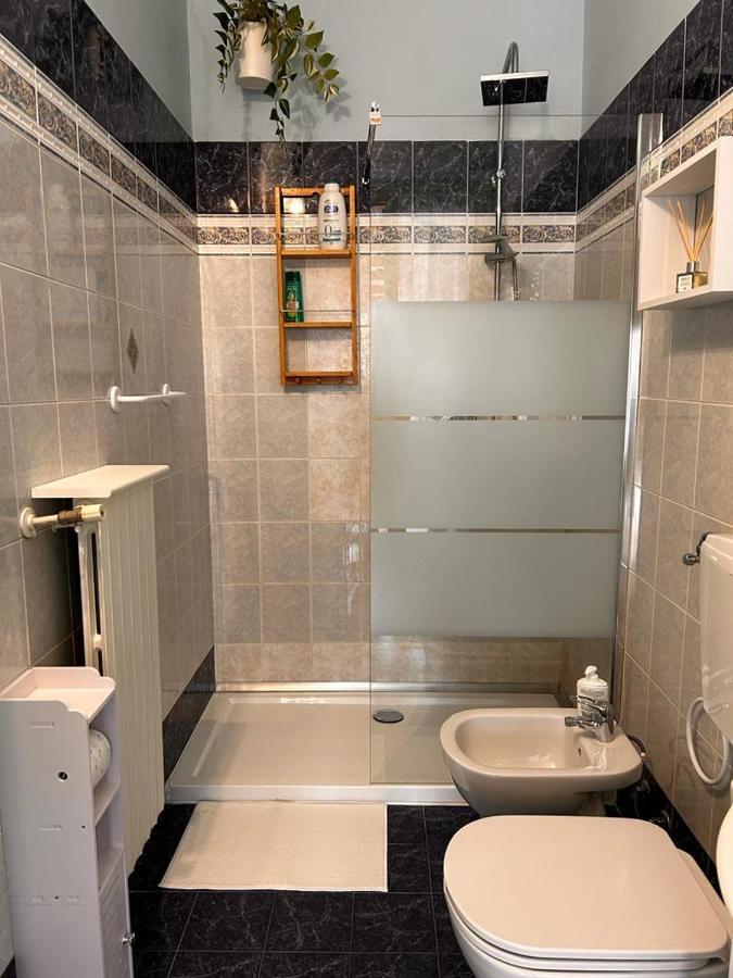 Апартаменты Bon Bon Del Corso Con Terrazzo E Aria Condizionata Асти Экстерьер фото